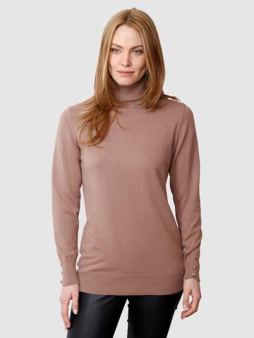 Вязаный пуловер