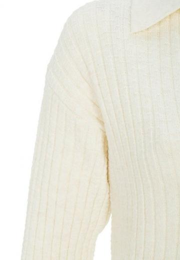 Вязаный пуловер