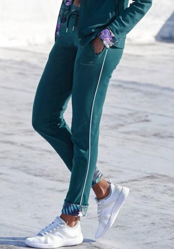 Свободные штаны