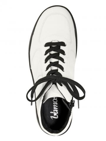 Сапожки на шнуровке