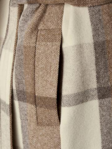 Шерстяное пальто