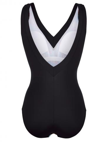 Слитный купальник