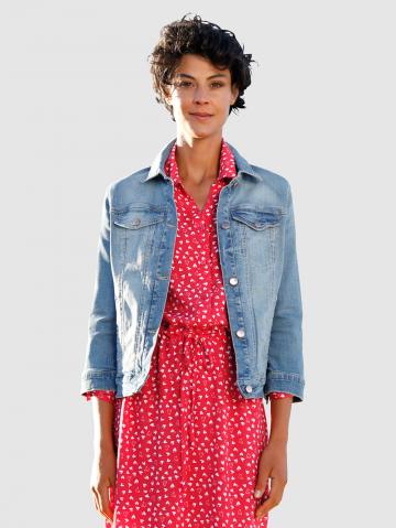 Джинсовая куртка