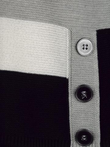 Вязаный пуловер