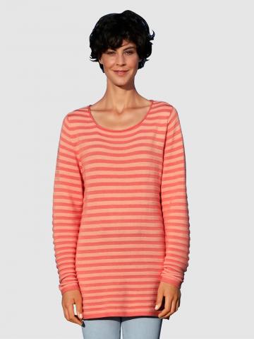 Вязаный пуловер