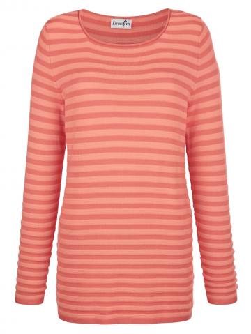 Вязаный пуловер