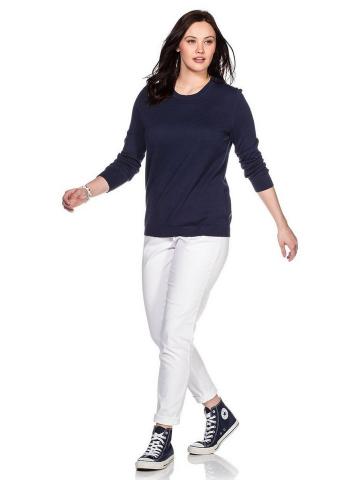 Вязаный пуловер