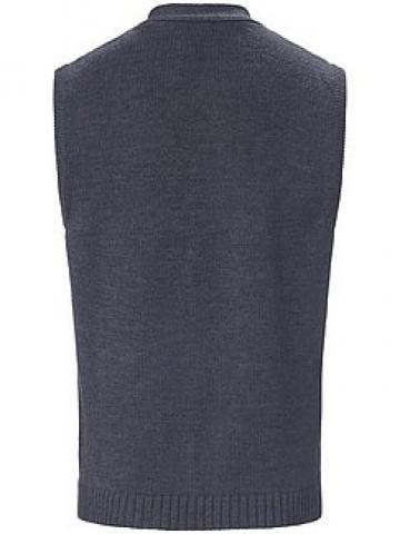 Вязаная жилетка