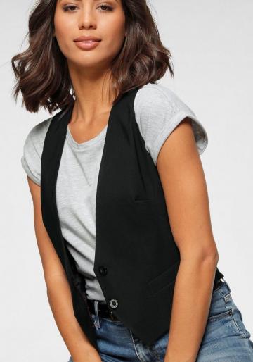 Меховая жилетка