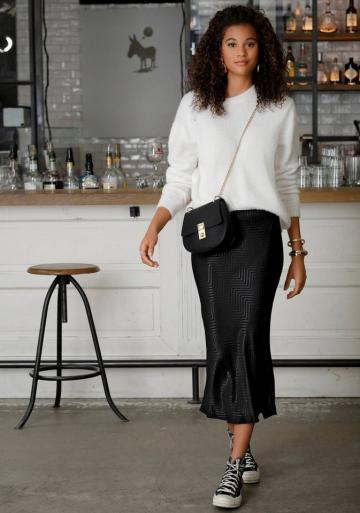 Вязаный пуловер