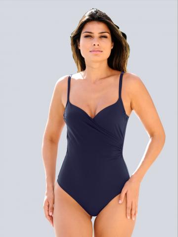 Слитный купальник