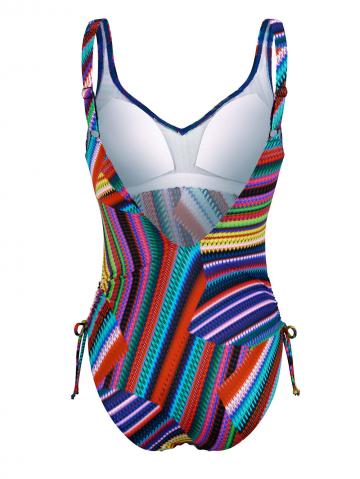 Слитный купальник