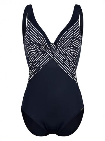 Слитный купальник