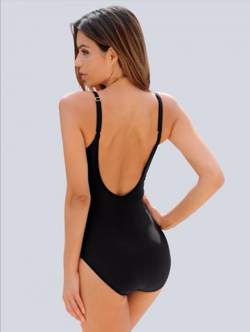 Слитный купальник