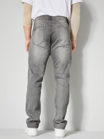 Джинсы Slim Fit