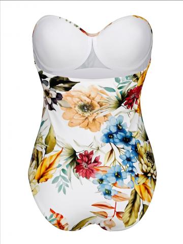 Слитный купальник