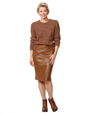 Вязаный пуловер