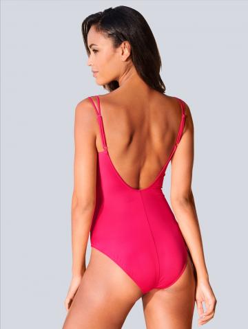 Слитный купальник