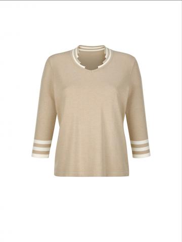 Вязаный пуловер