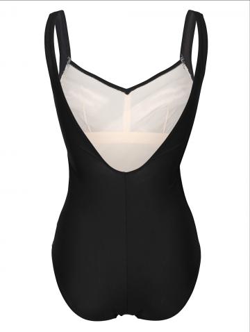 Слитный купальник