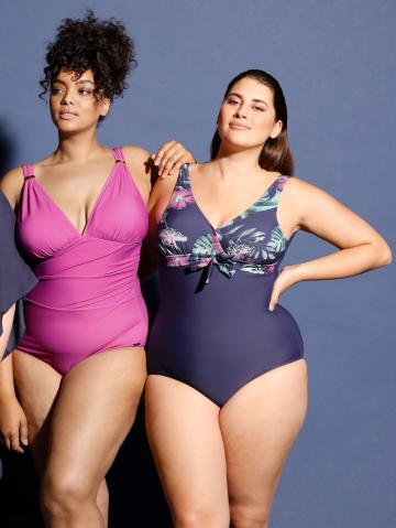 Слитный купальник