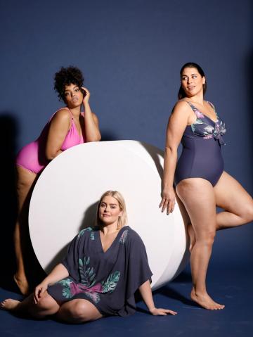 Слитный купальник