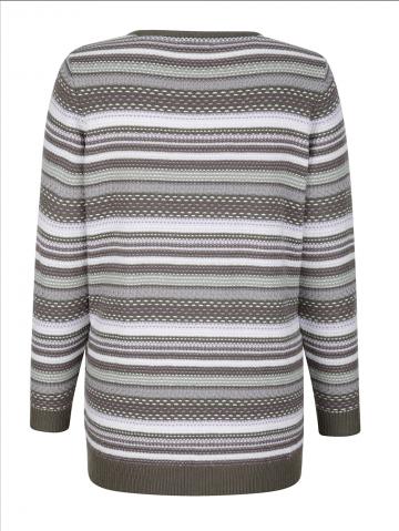 Вязаный пуловер