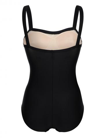 Слитный купальник