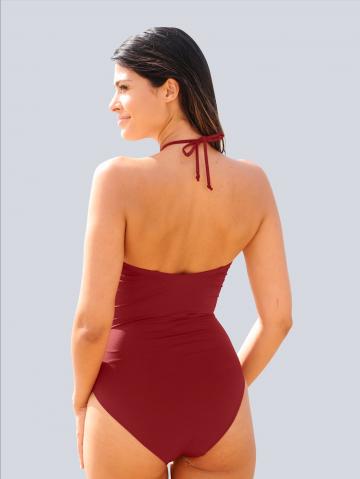 Слитный купальник