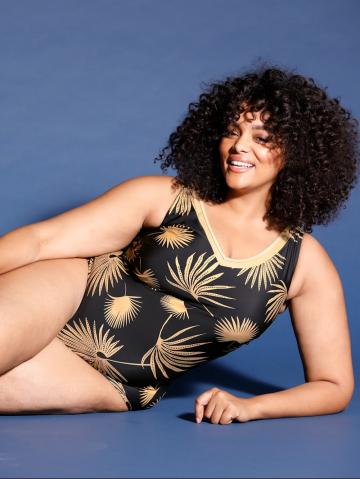 Слитный купальник