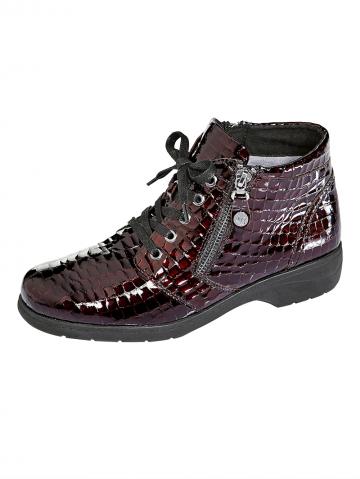 Сапожки на шнуровке