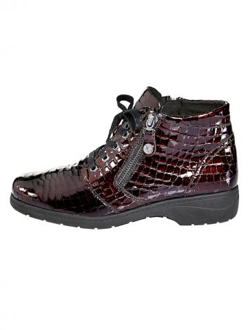 Сапожки на шнуровке