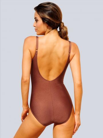 Слитный купальник