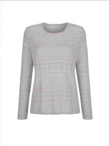 Вязаный пуловер