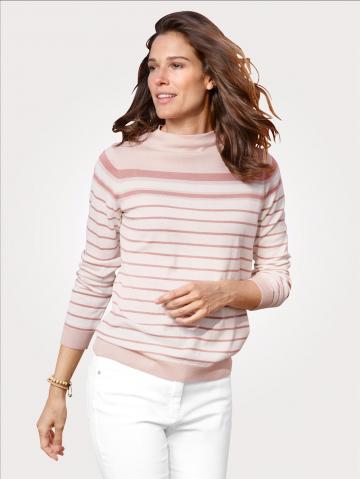 Вязаный пуловер