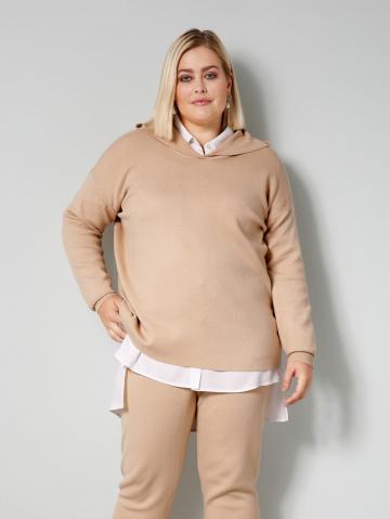 Вязаный пуловер