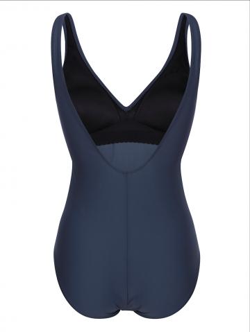 Слитный купальник