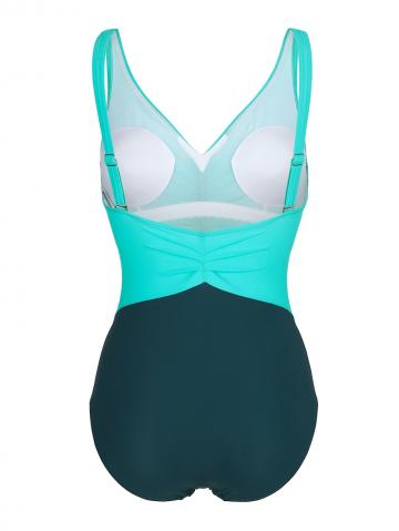 Слитный купальник