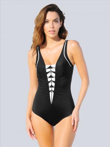 Слитный купальник