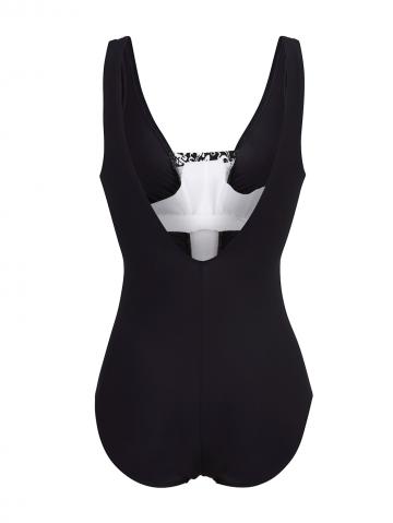 Слитный купальник