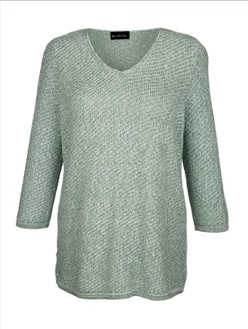 Вязаный пуловер