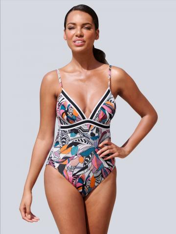 Слитный купальник