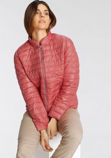 Стеганая куртка