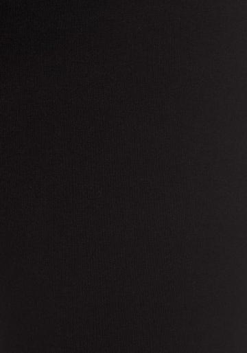 Спортивные шорты