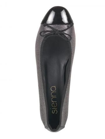 Туфли на танкетке