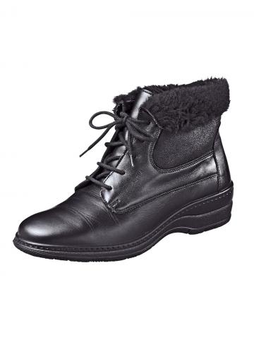 Сапожки на шнуровке