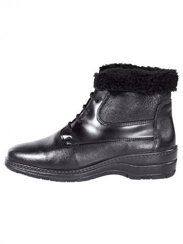 Сапожки на шнуровке