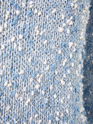 Вязаный пуловер