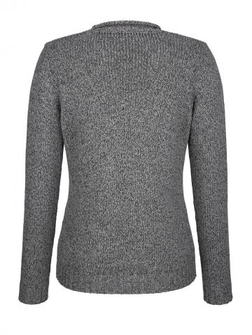 Вязаный пуловер