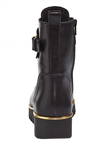 Сапожки на шнуровке